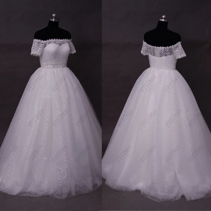 Off the shoulder princess wedding dress with sleeves Sleeveless Bridal Gown